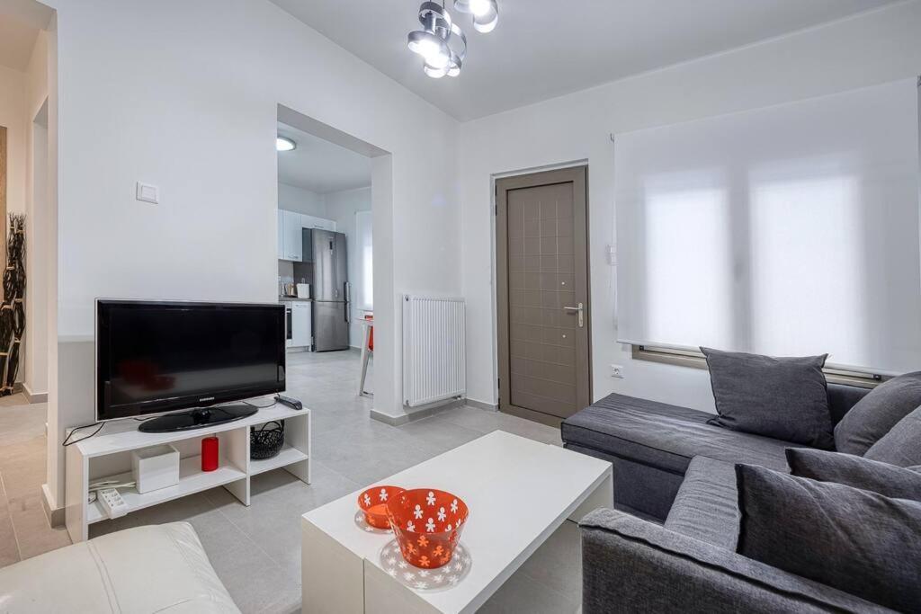 Vivian'S House Apartment Trikala  Ngoại thất bức ảnh