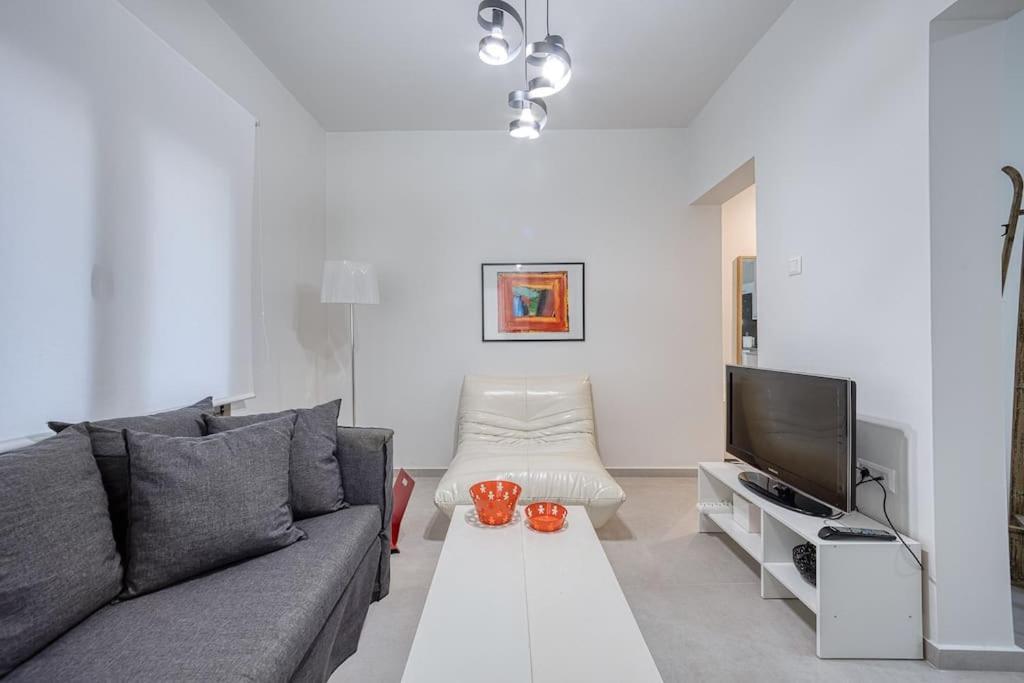 Vivian'S House Apartment Trikala  Ngoại thất bức ảnh